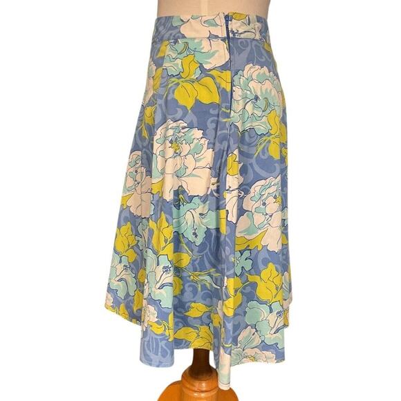 ST. JOHNS BAY Womens Skirt Size 8 Floral Stretch Knee Length Skirt Easy Wear - Picture 3 of 8